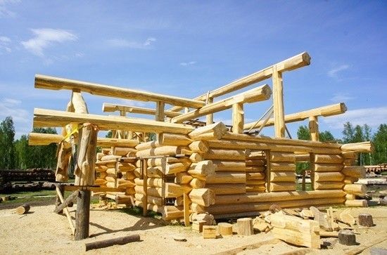 изготовление деревянных домов и бань ручной работы